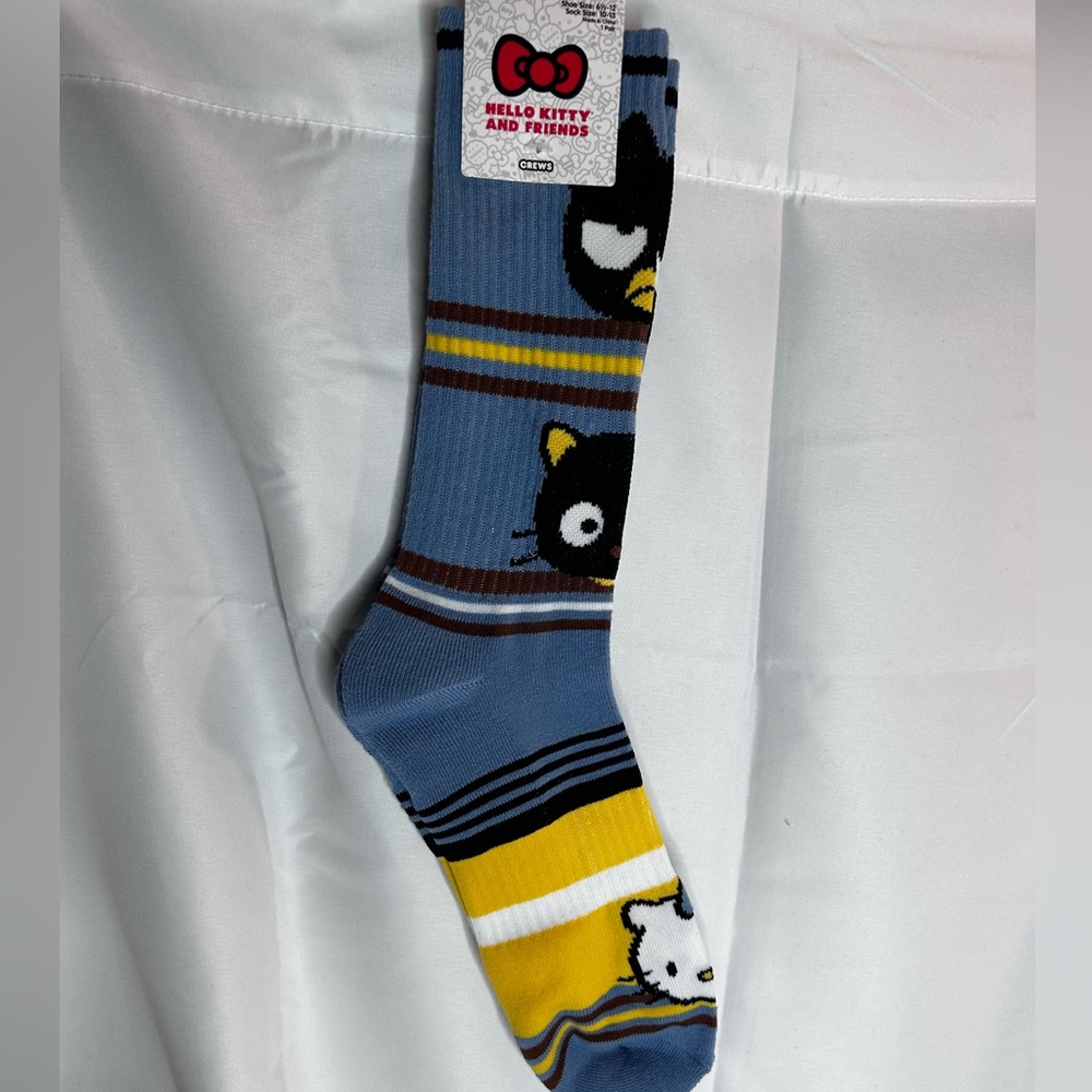 NWT Hello Kitty Blue and Yellow Men’s Crew Socks